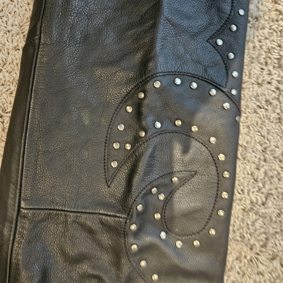 Ladies Harley Davidson studded chaps - Picture 4 of 10